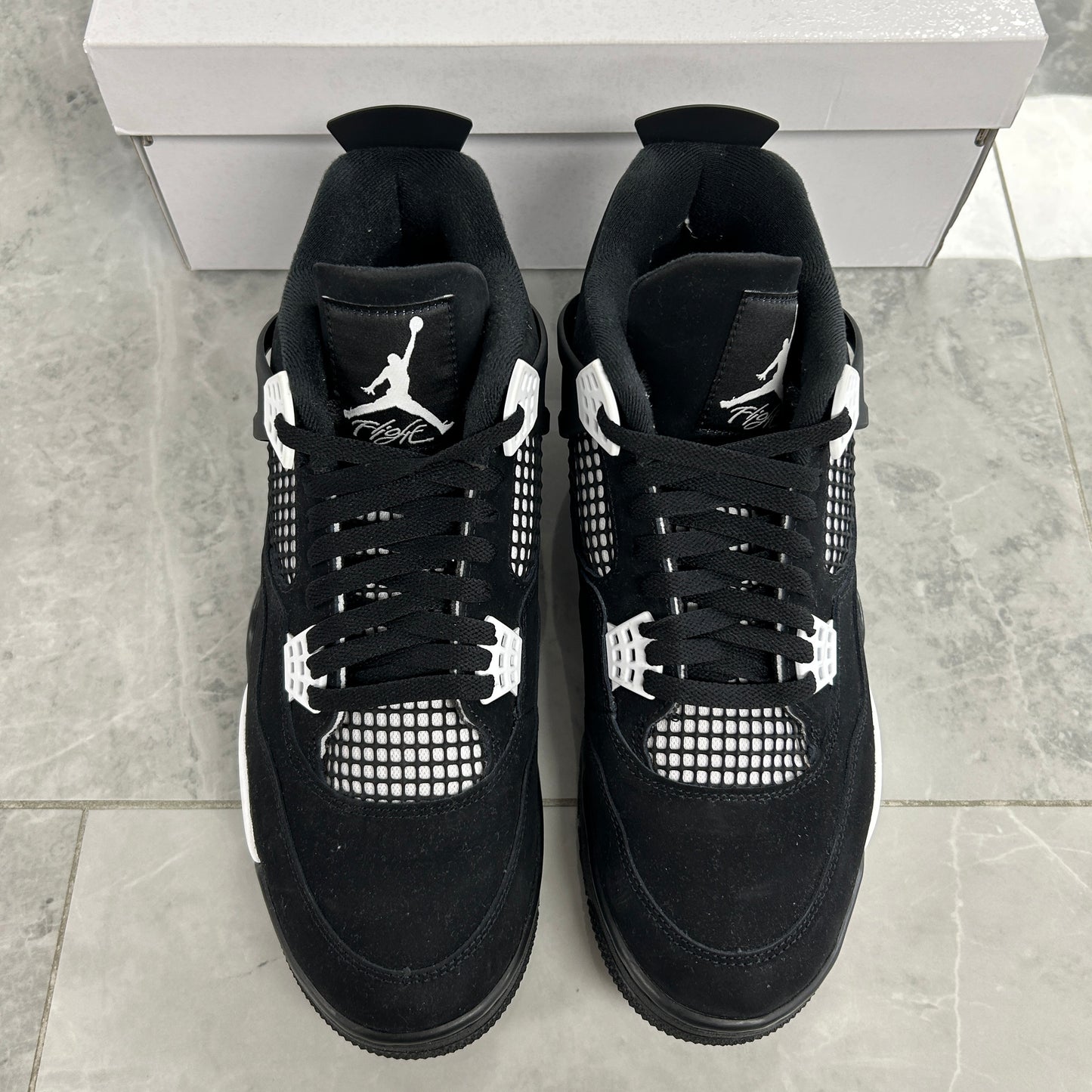 Jordan 4 Retro White Thunder (Used)