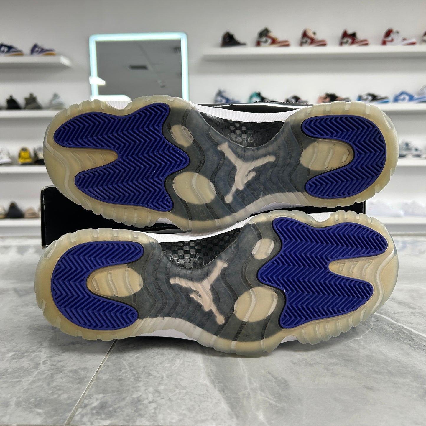 Jordan 11 Retro Concord (2018)(USED)