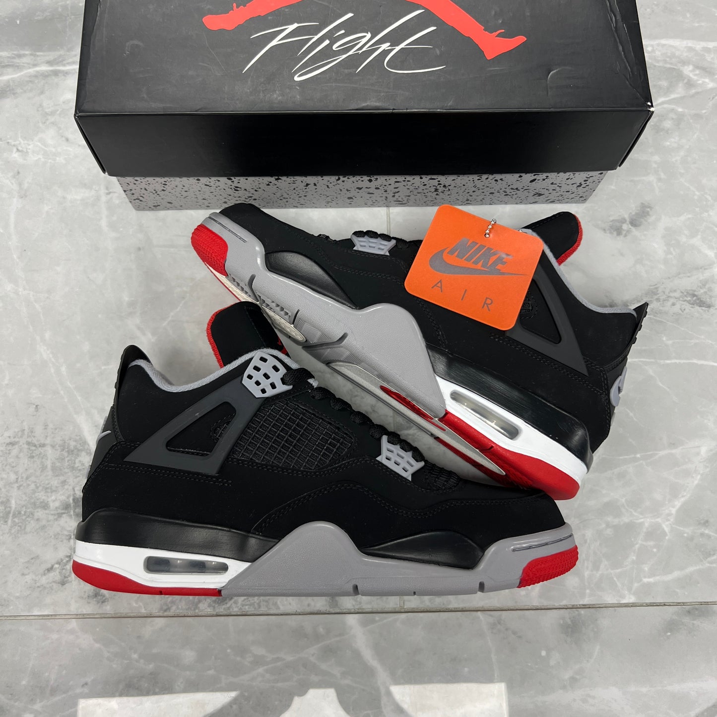 Air Jordan 4 Retro OG Bred 2019 (USED)