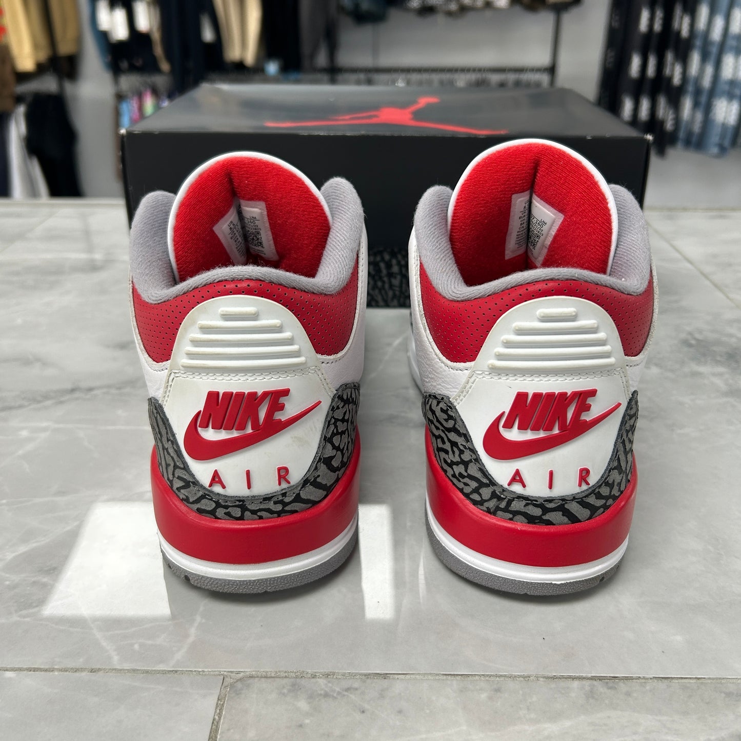 Jordan 3 Retro Fire Red (2022)(USED)