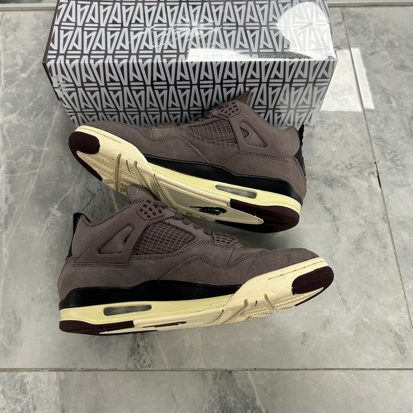 Jordan 4 Retro SP A Ma Maniére Violet Ore (USED)