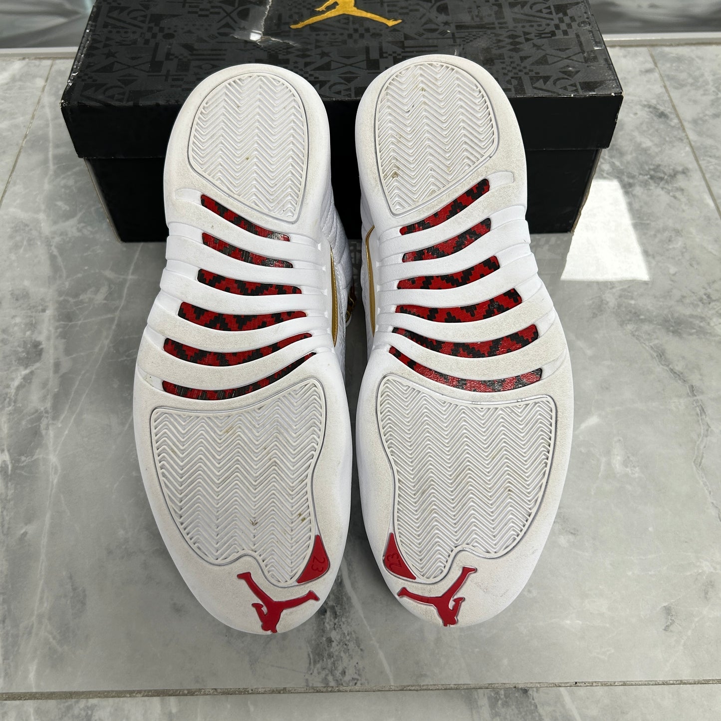 Jordan 12 Retro FIBA (USED)