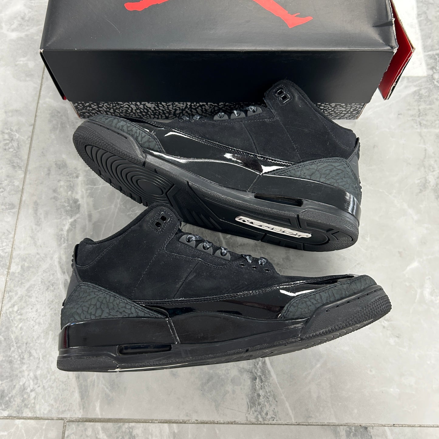 Air Jordan 3 Retro Black Cat 2025 (USED)