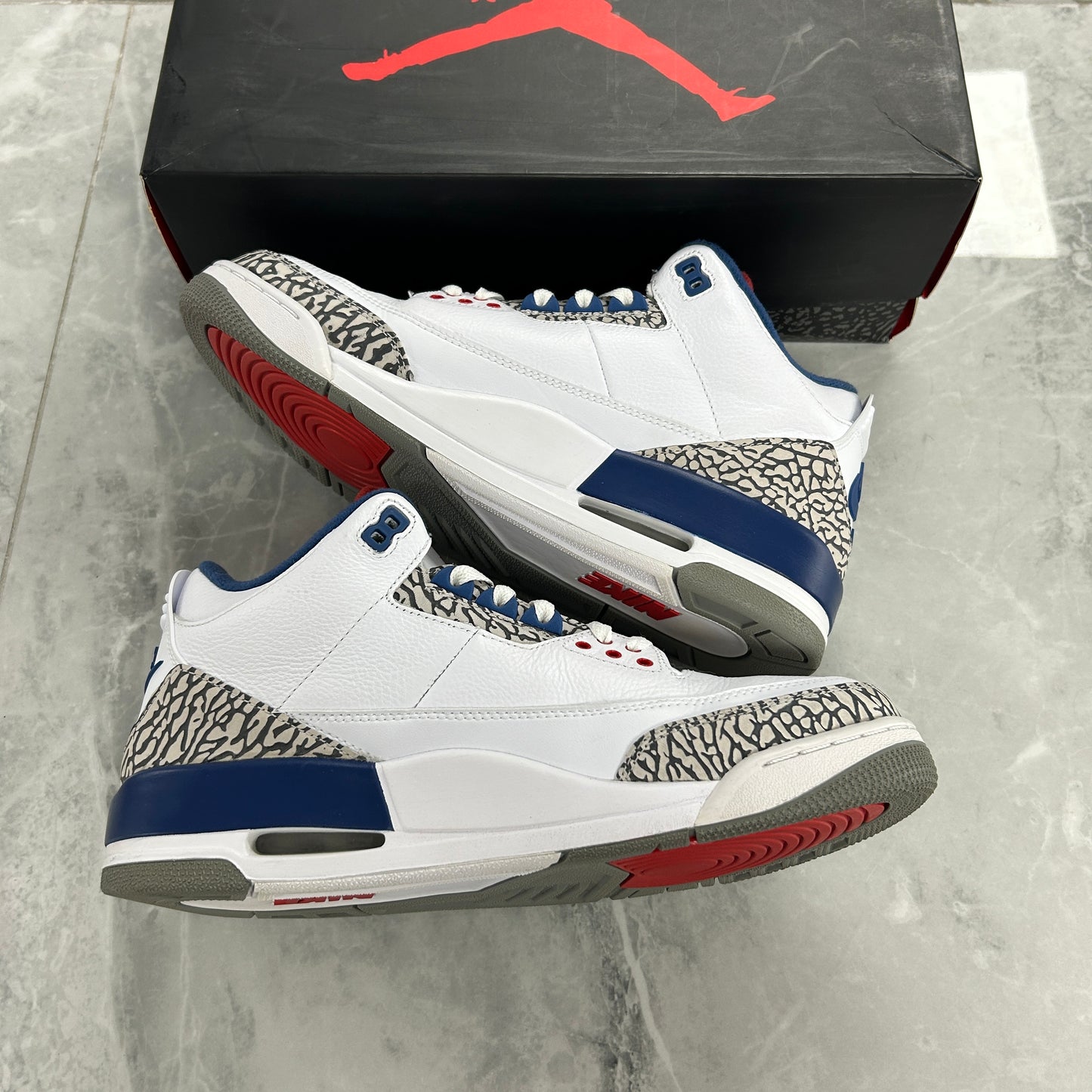 Air Jordan 3 Retro OG True Blue 2016 (USED)