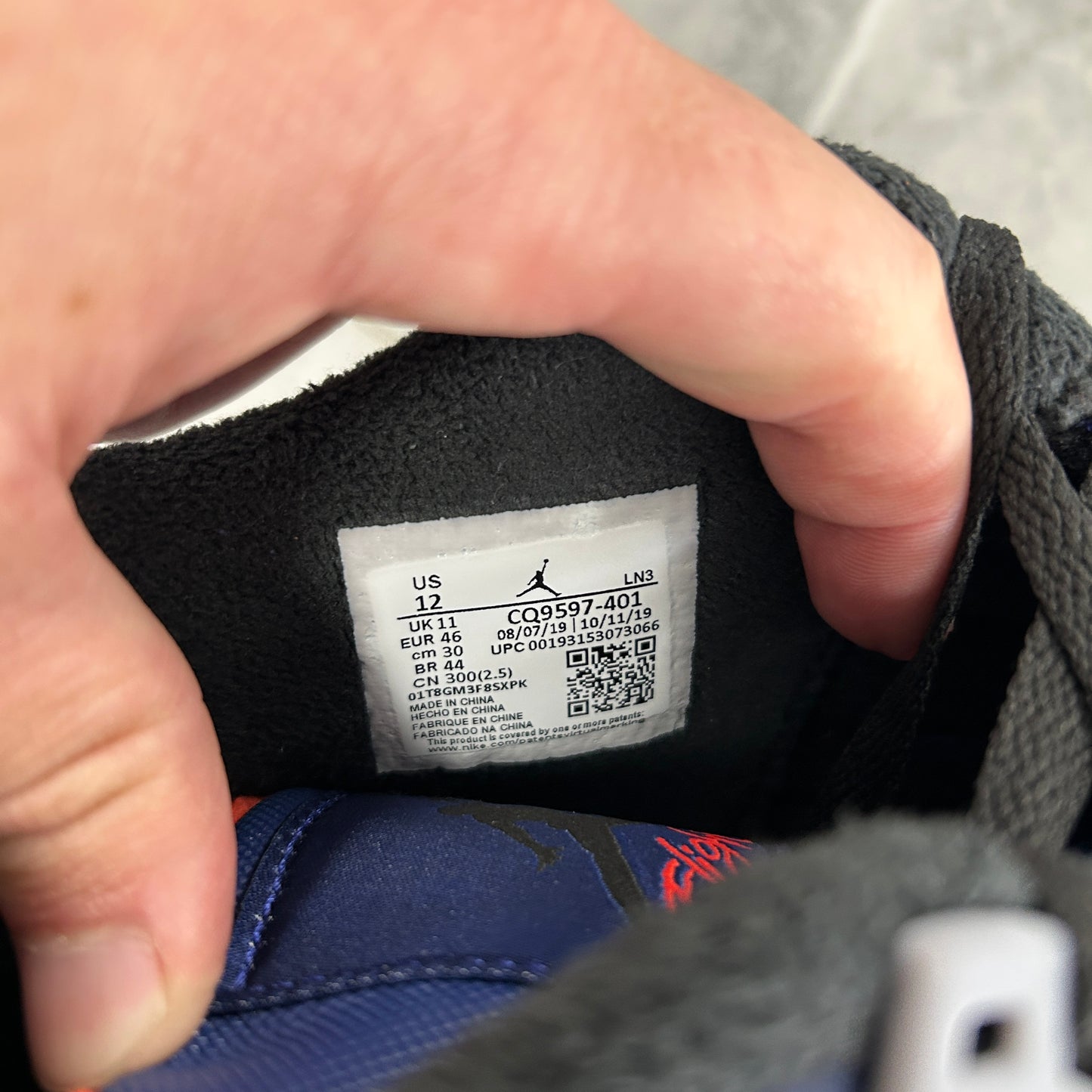 Air Jordan 4 Retro Winter Loyal
Blue (Used)