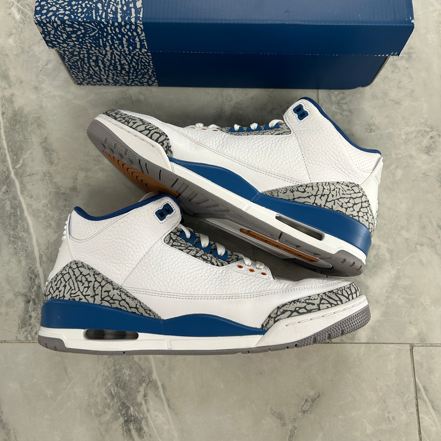 Air Jordan 3 Retro Washington
Wizards (Used)