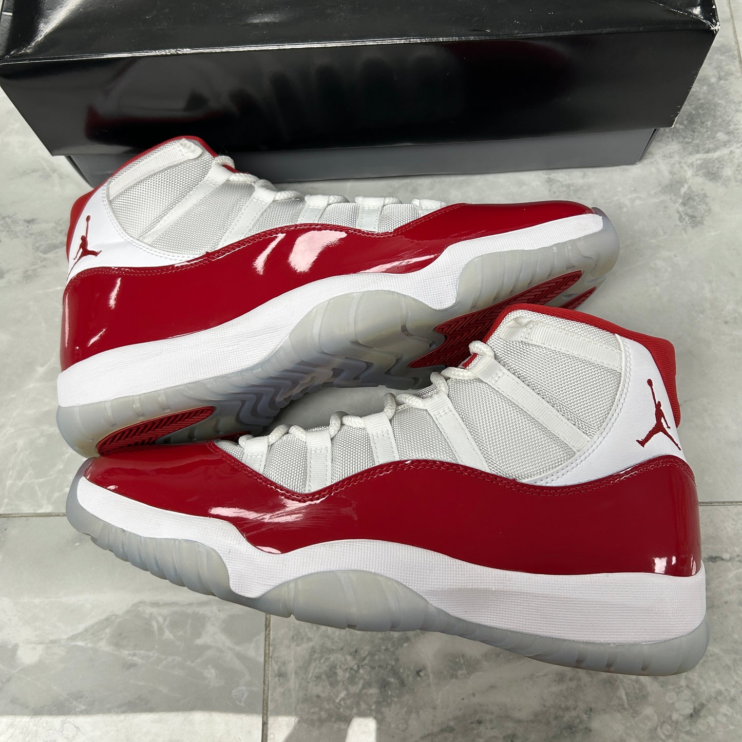 Air Jordan 11 Retro Cherry (USED)