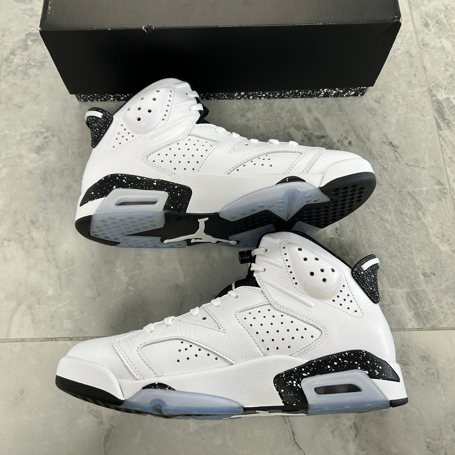 Jordan 6 Retro Reverse Oreo (USED)