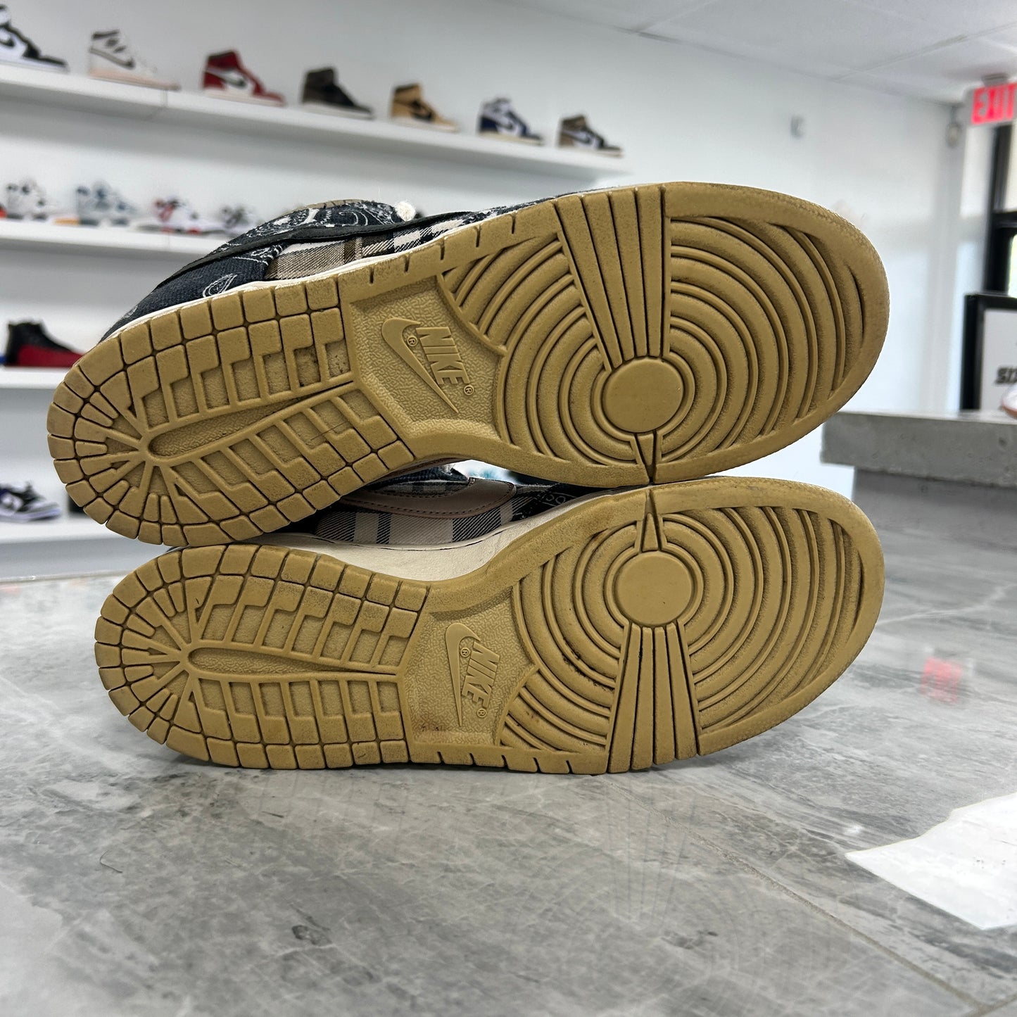 Nike SB Dunk Low Travis Scott (USED NO BOX)