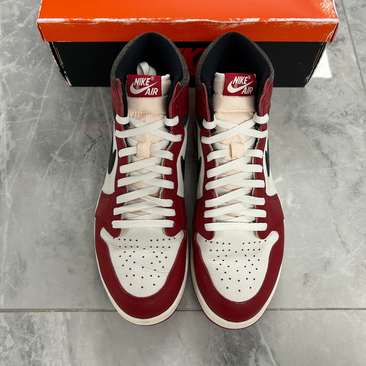 Jordan 1 Retro High OG Chicago Lost and Found (Used)