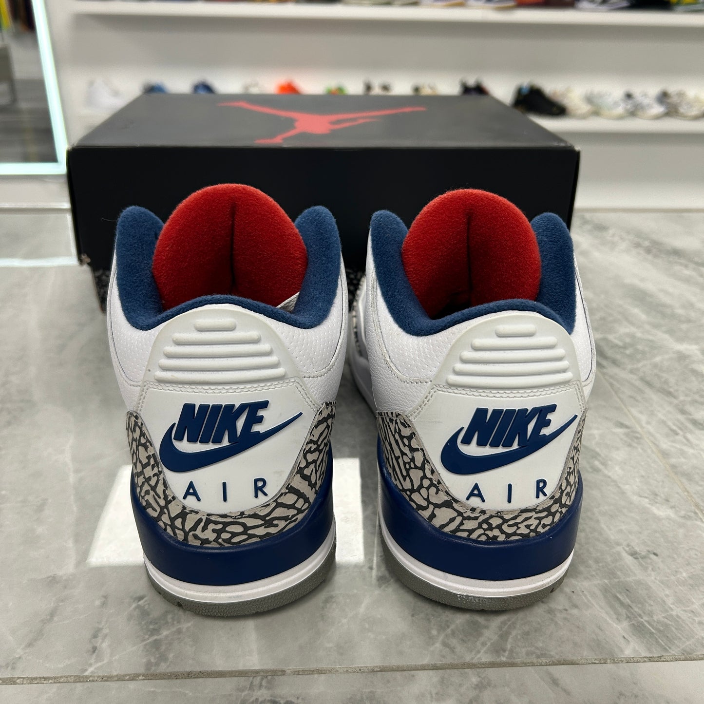 Air Jordan 3 Retro OG True Blue
2016 (USED REP BOX)