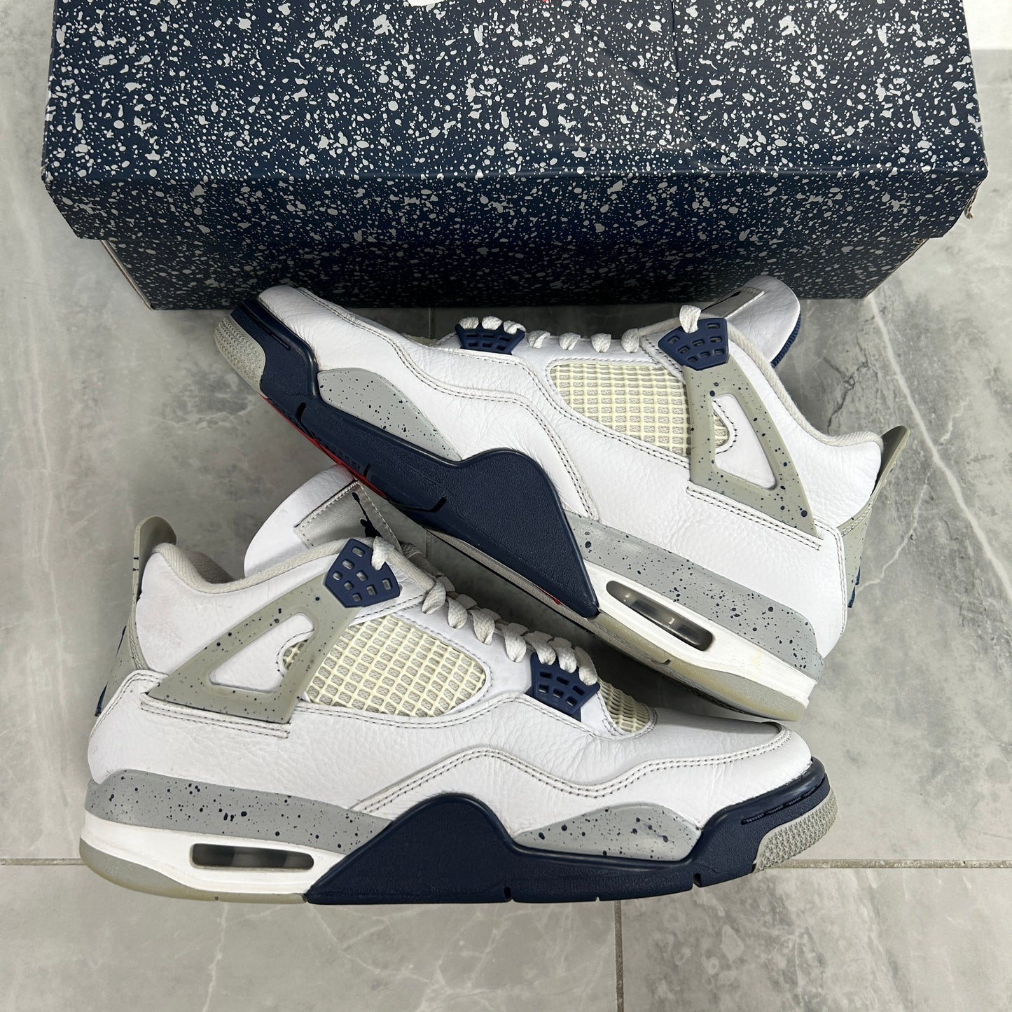 Air Jordan 4 Retro Midnight Navy (USED)