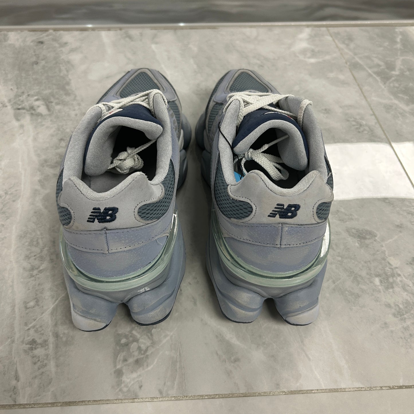 New Balance 9060 Moon Daze (2023)(USED NO BOX)