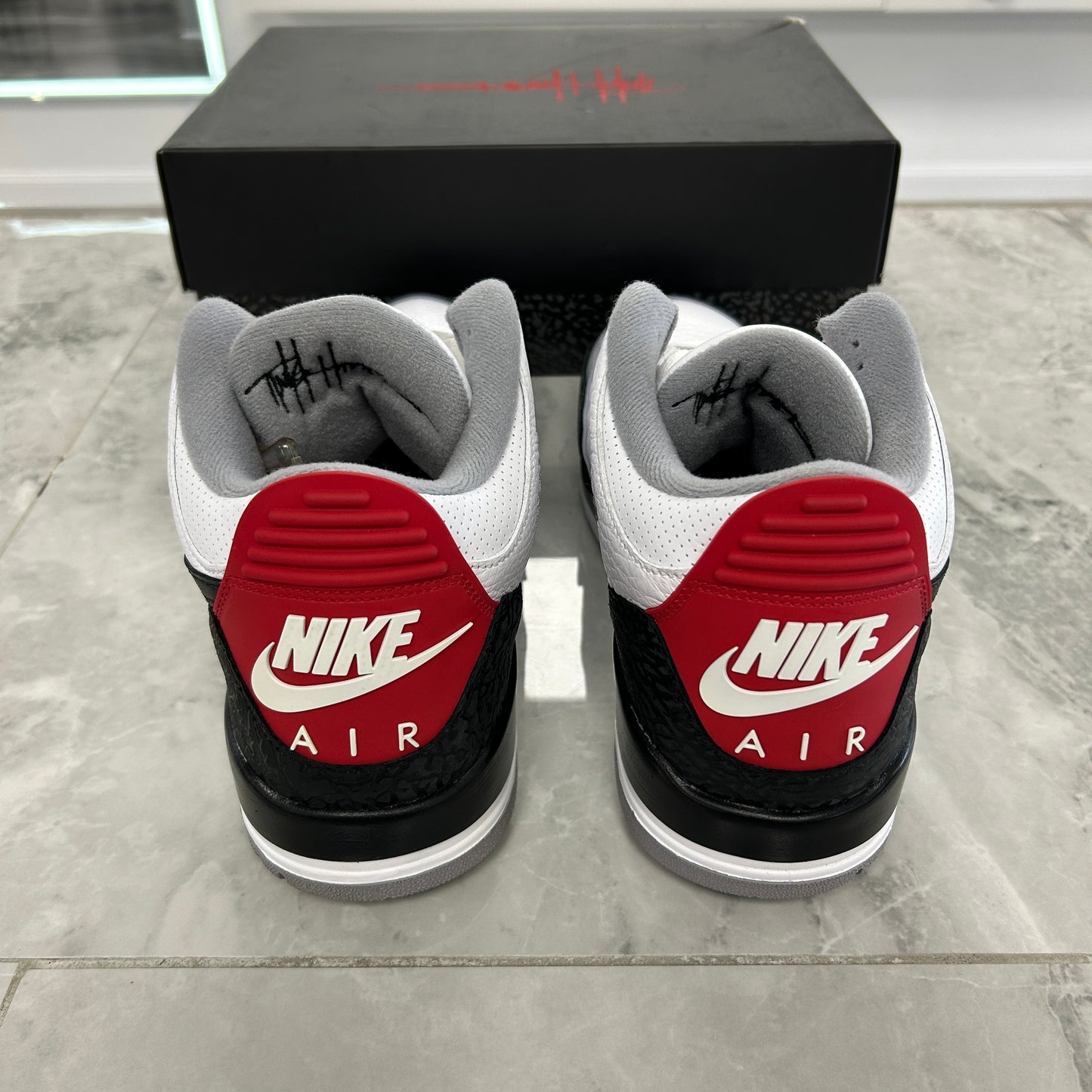 Jordan 3 Retro Tinker Hatfield (Used)