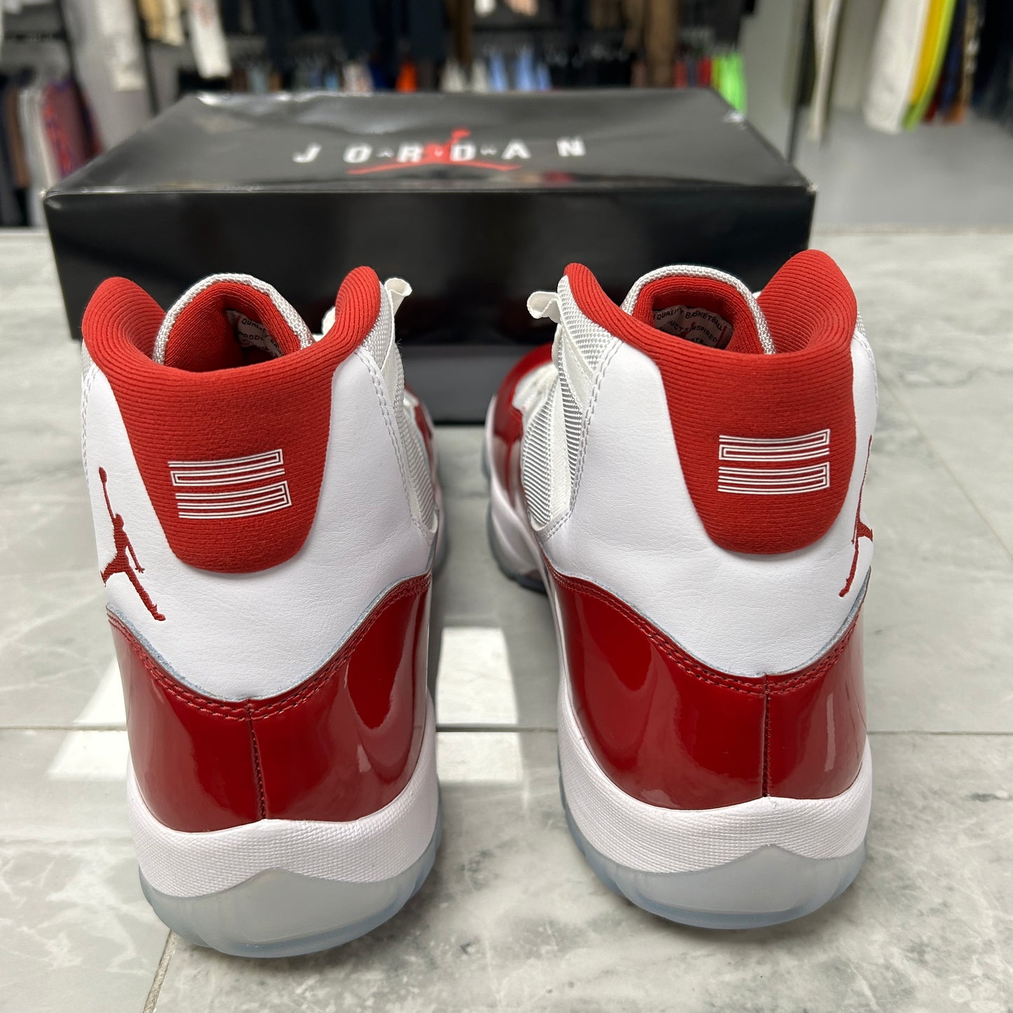 Air Jordan 11 Retro Cherry (USED)