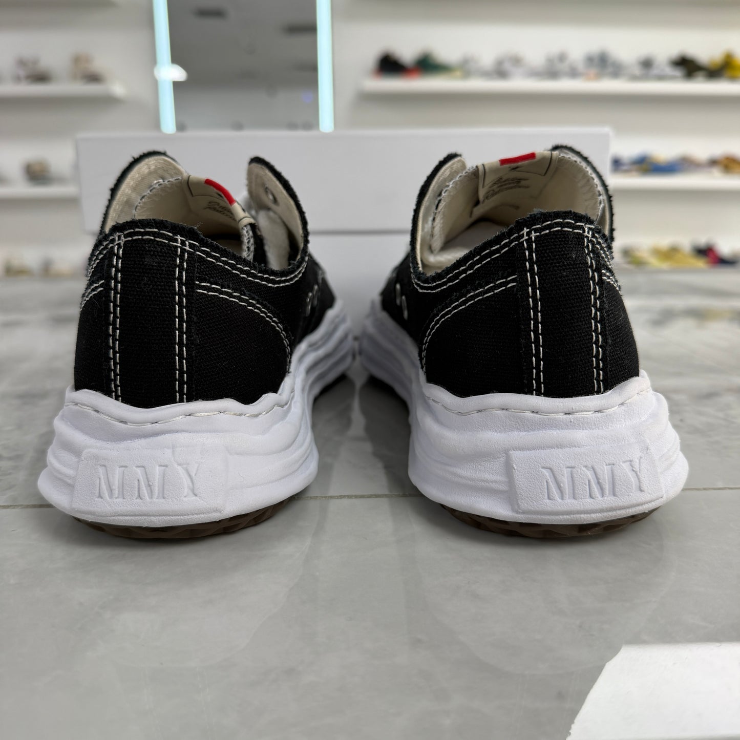 Maison Mihara Yasuhiro Hank OG
Sole Canvas Low Black White (Used)