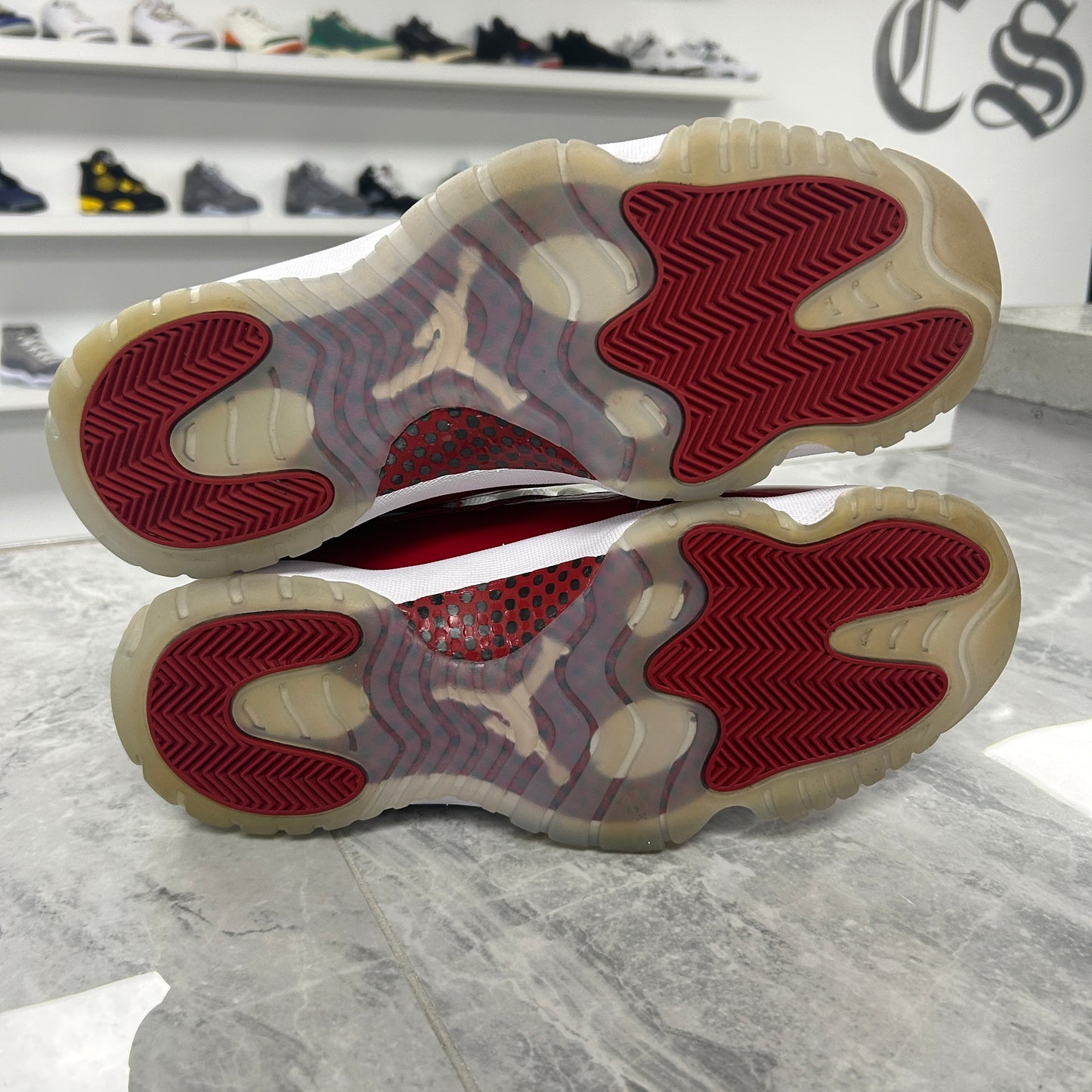Jordan 11 Retro Cherry (USED NO BOX)