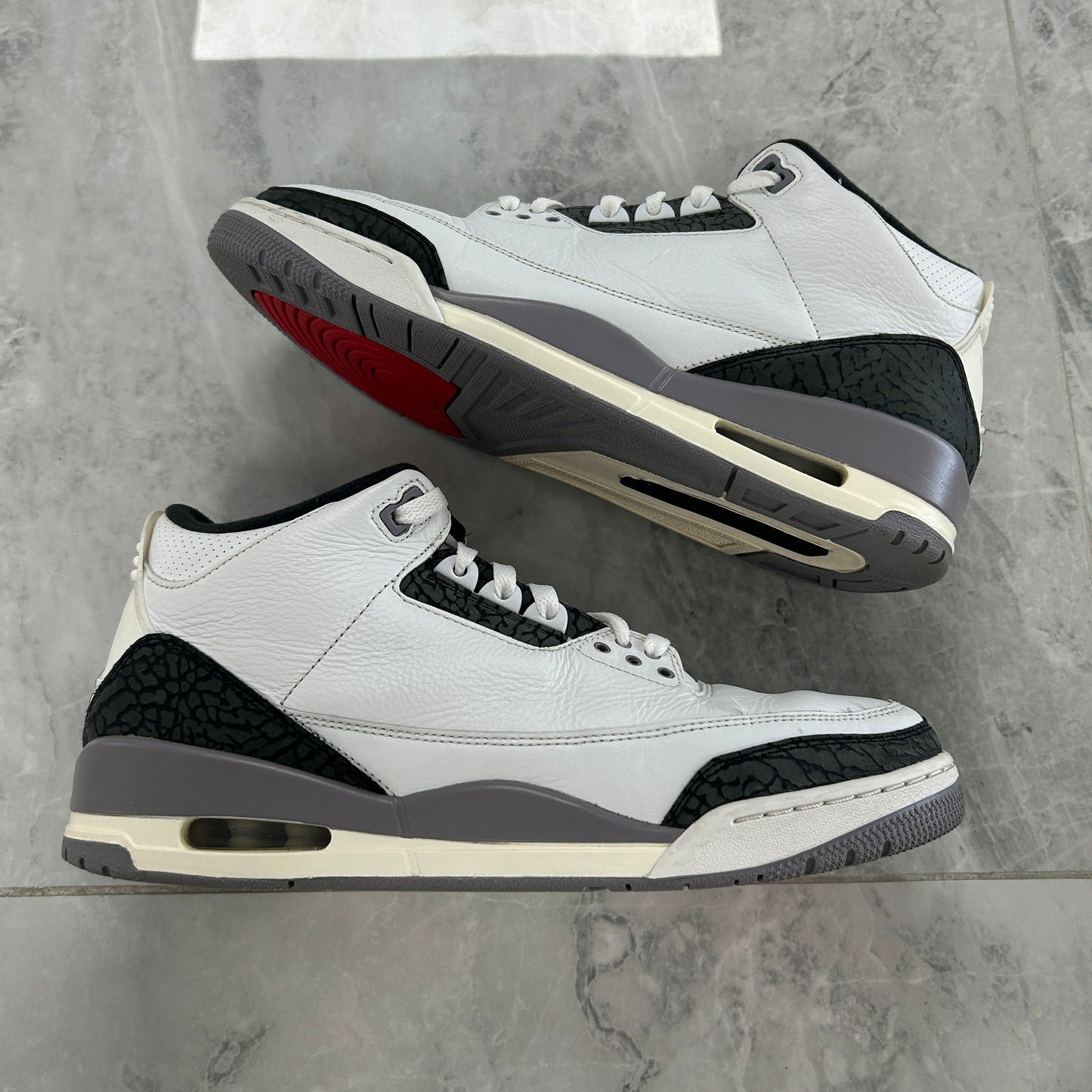 Air Jordan 3 Retro 'Cement Grey' (USED NO BOX)