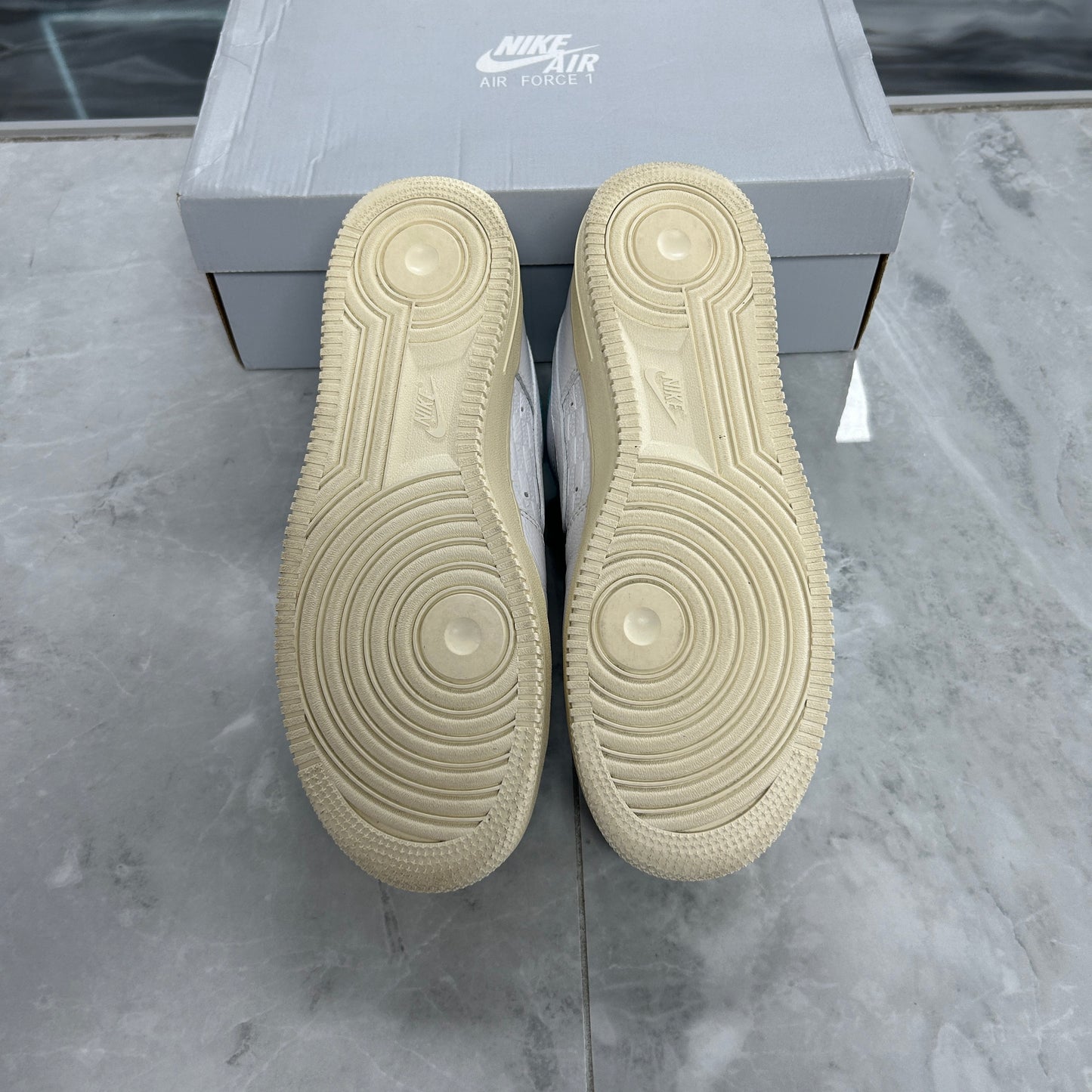 Kith x Air Force 1 Low Hawaii (Used)