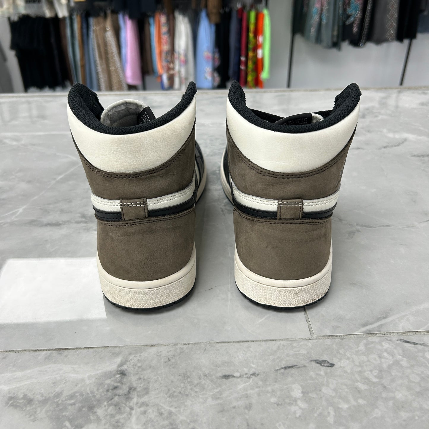 Jordan 1 Retro High Dark Mocha (USED)(NO BOX)
