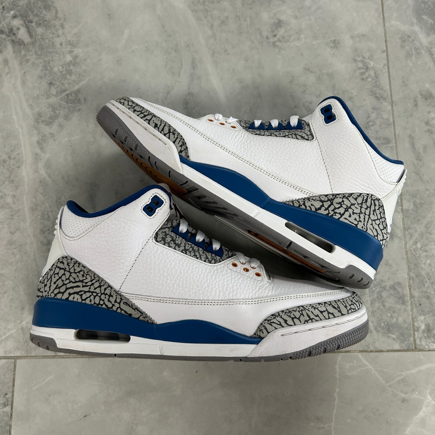 Air Jordan 3 Retro Washington
Wizards (USED)