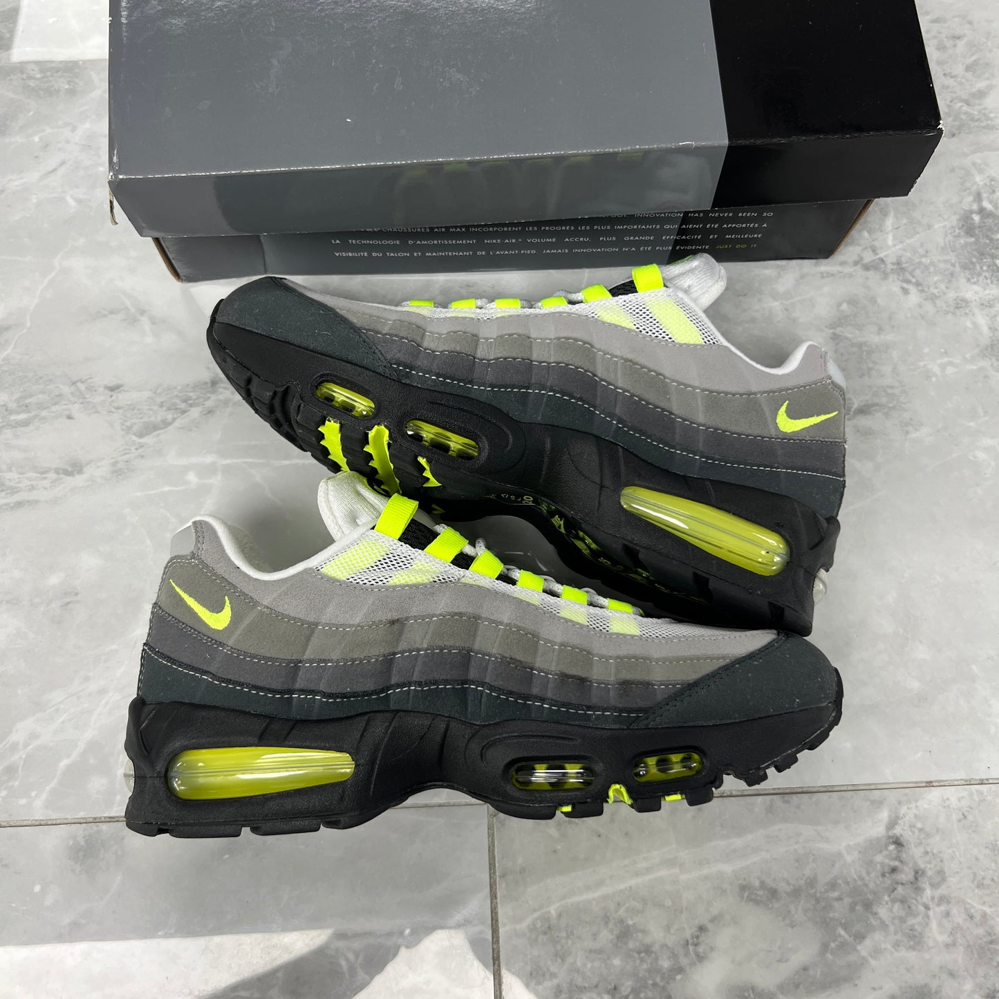 Nike Air Max 95 OG Neon 2025 (USED)