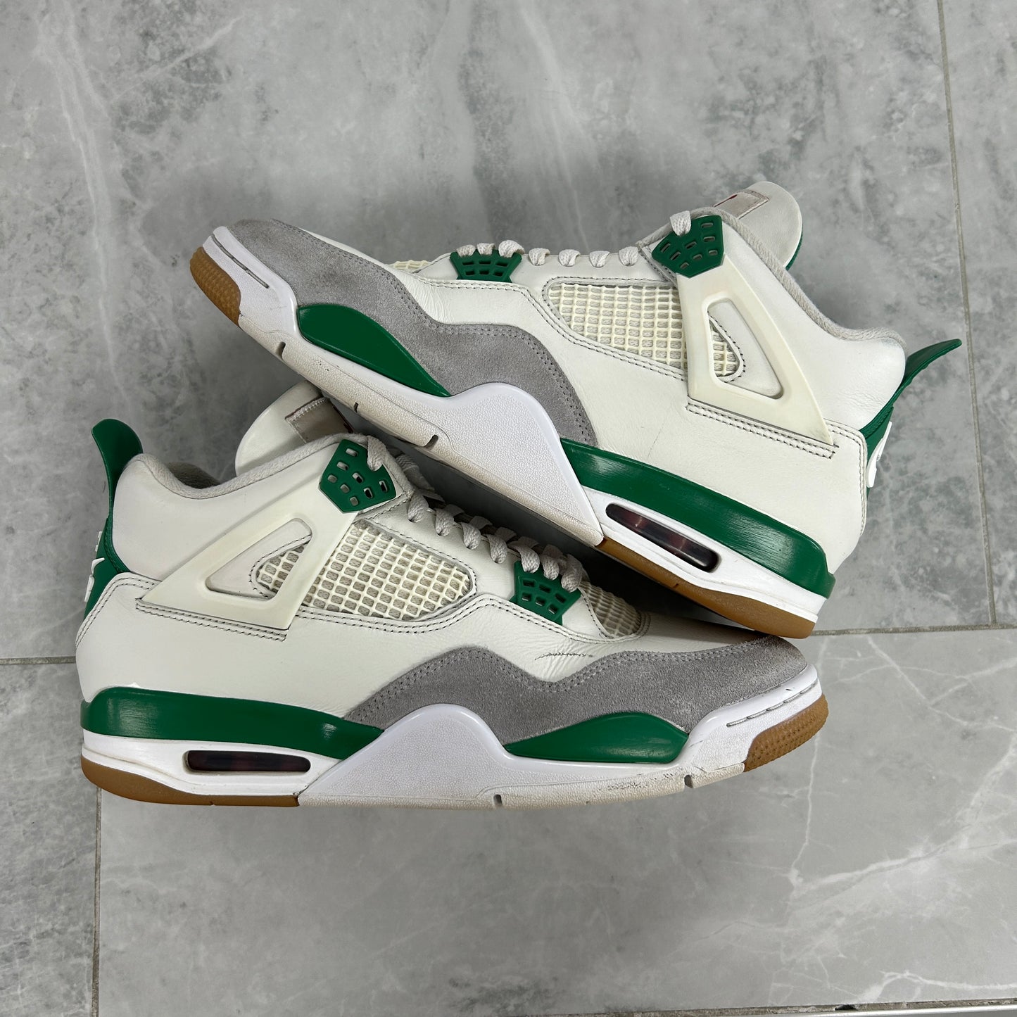Air Jordan 4 Retro SB Pine Green (USED NO BOX)