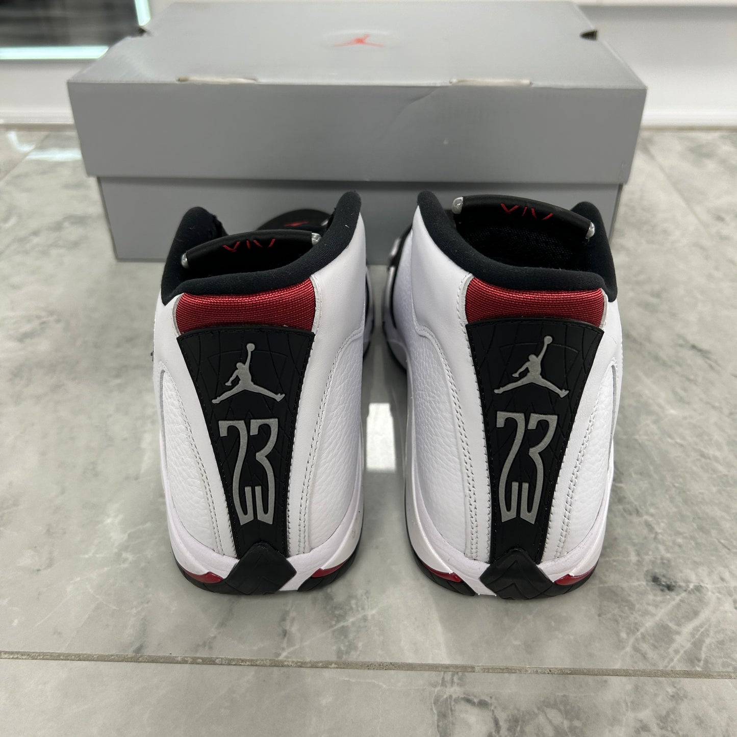 Air Jordan 14 Retro Black Toe 2024 (Used)