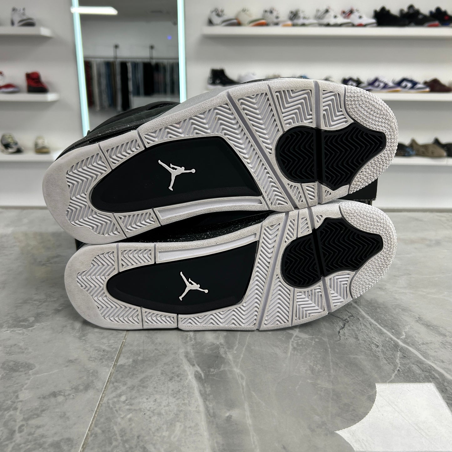Air Jordan 4 Retro Fear (2024)(USED)