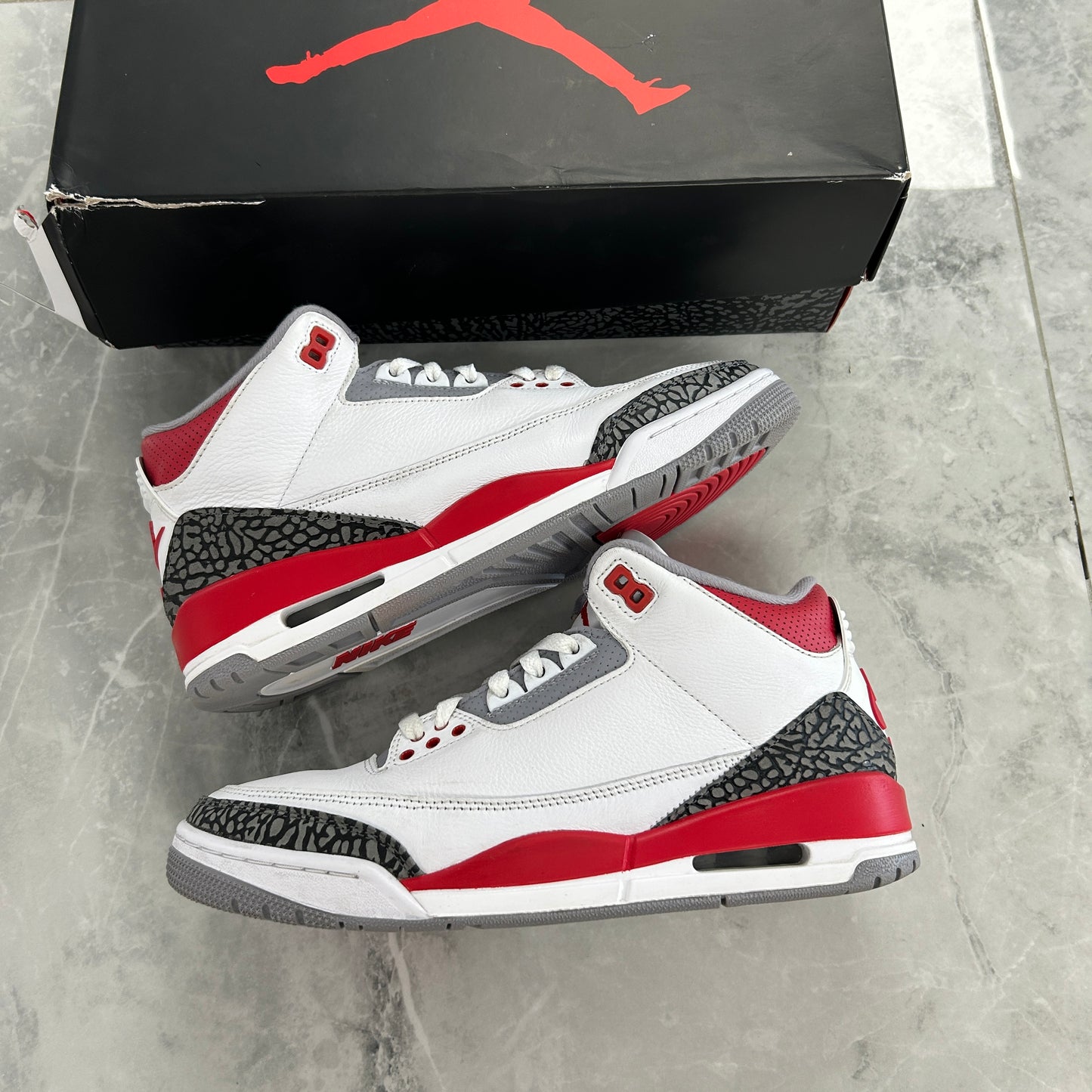 Air Jordan 3 Retro Fire Red 2022 (USED)