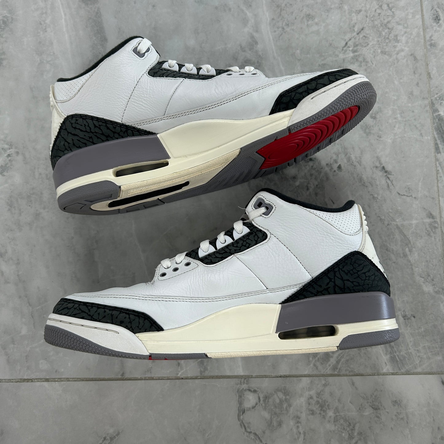 Air Jordan 3 Retro 'Cement Grey' (USED NO BOX)