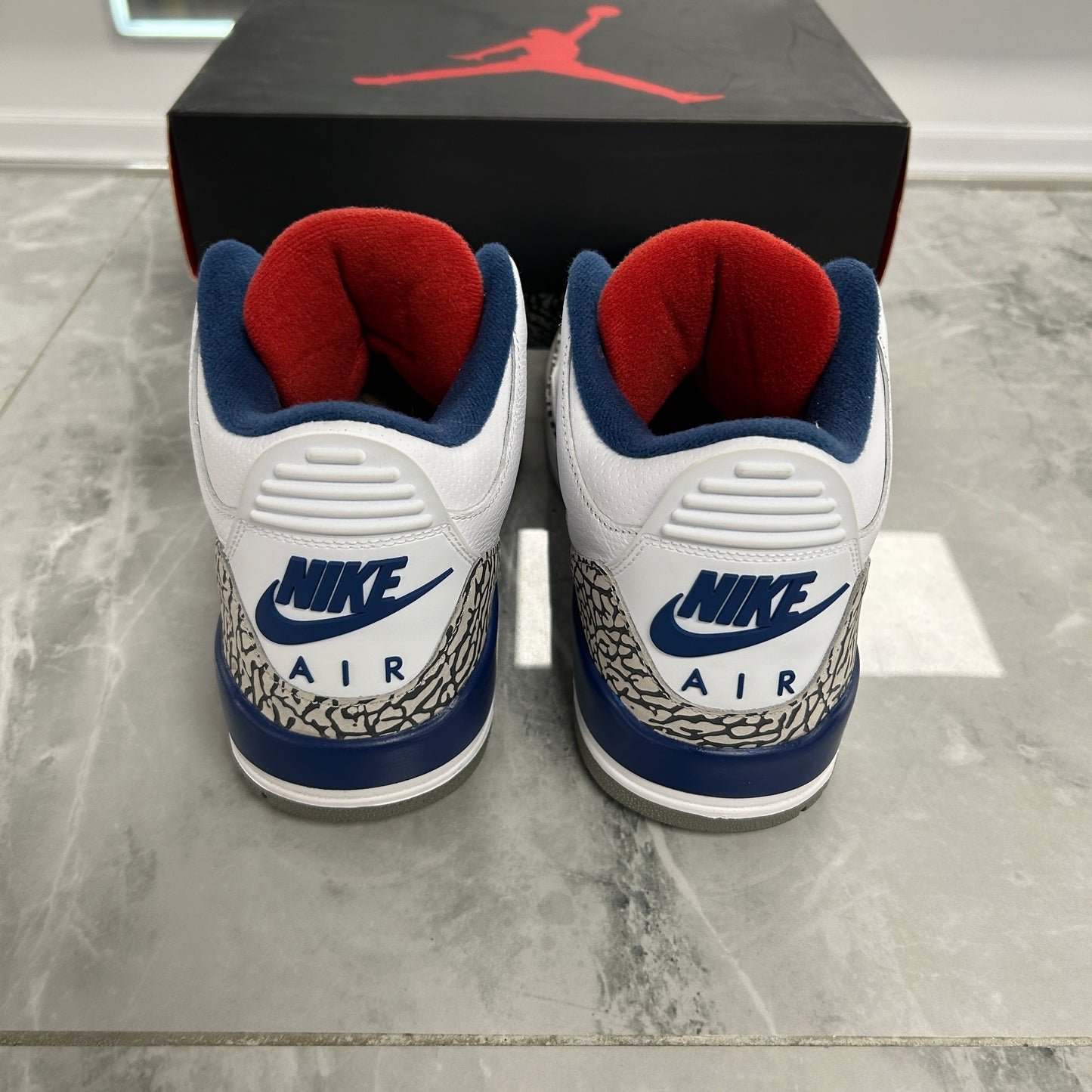 Air Jordan 3 Retro OG True Blue 2016 (USED)