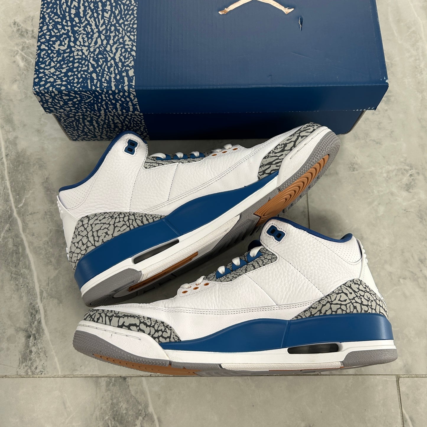 Air Jordan 3 Retro Washington
Wizards (Used)