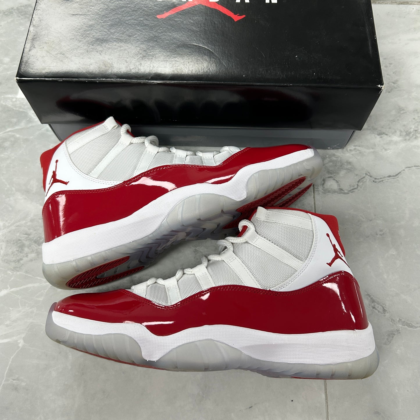 Jordan 11 Retro Cherry (2022) (USED)