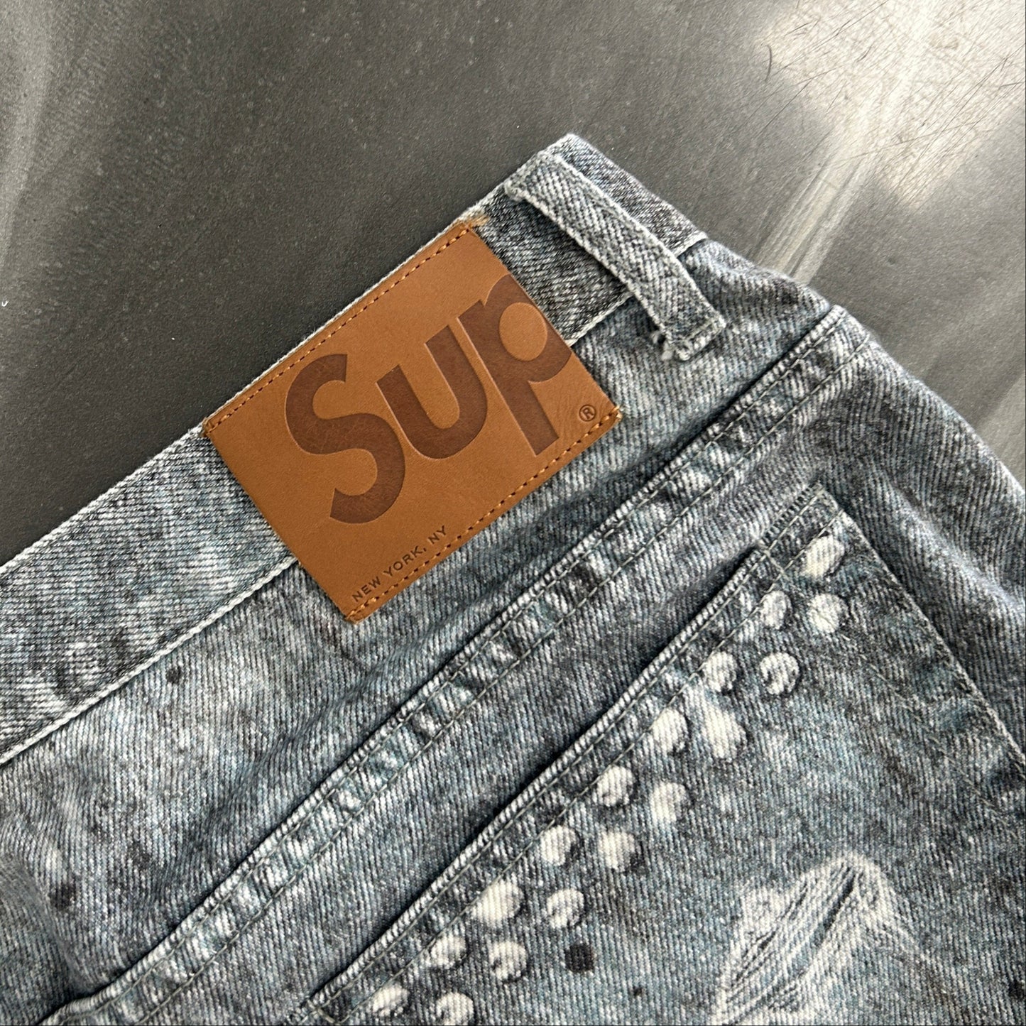 Supreme HJR Trompe L'oeil Loose
Fit Jean Blue