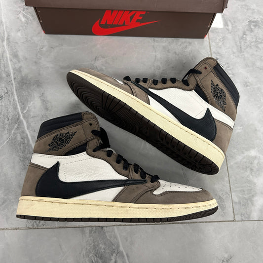 Jordan 1 High Retro OG Travis Scott Mocha - view 2