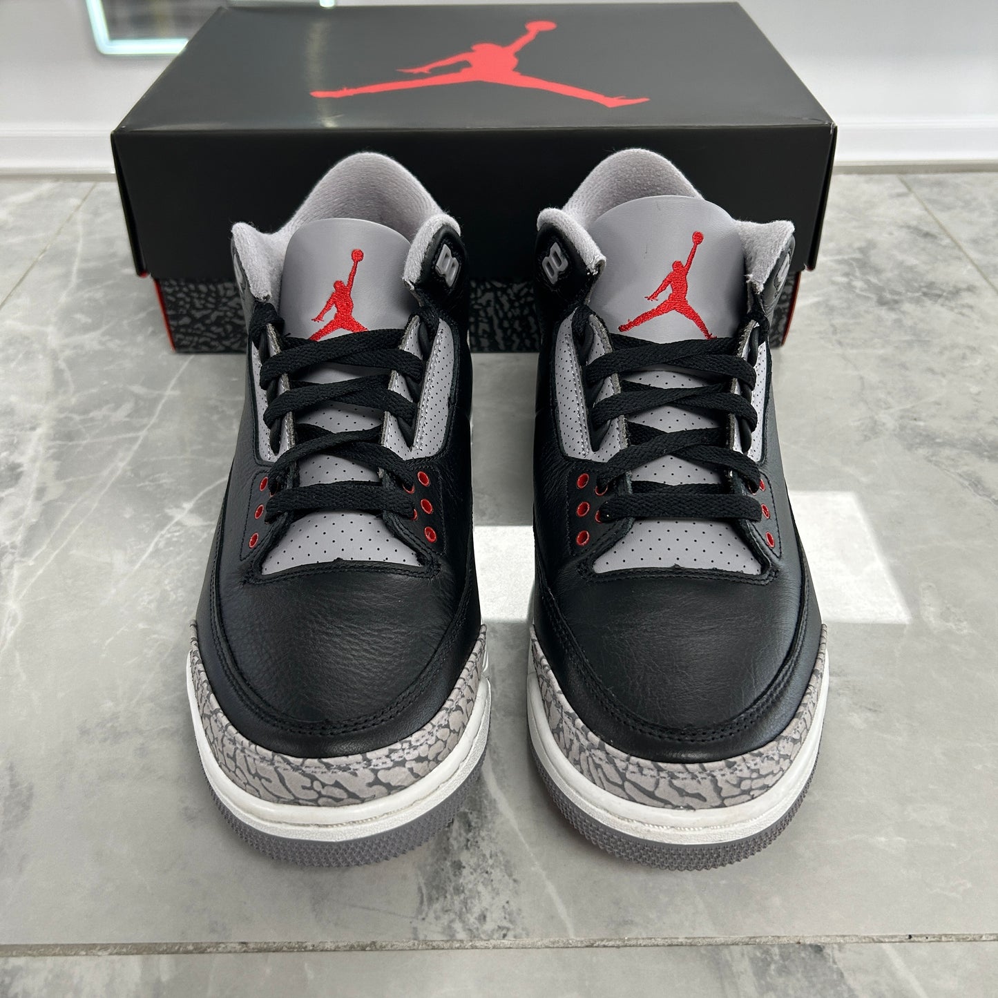 Air Jordan 3 Retro OG 'Black
Cement' 2024 (USED)