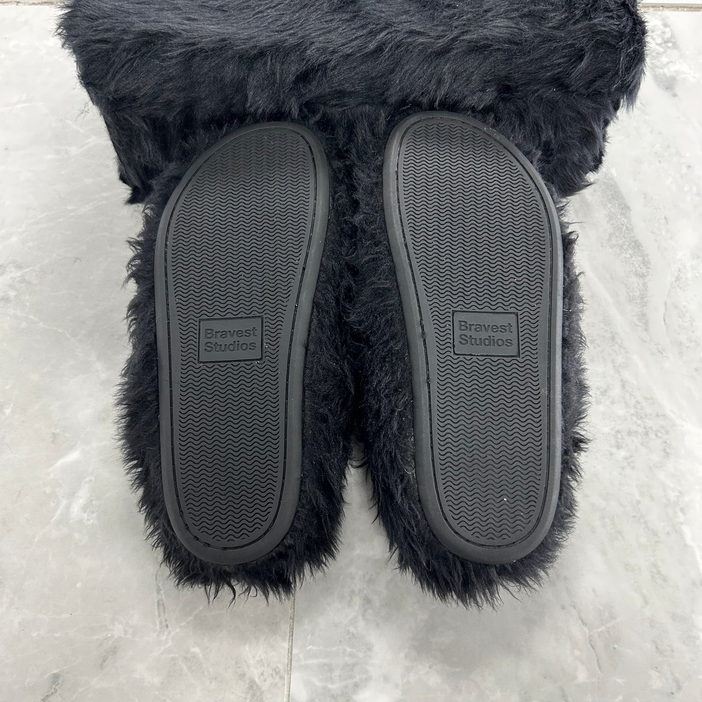 Bravest Studios Bear Claw Mule Black (USED)