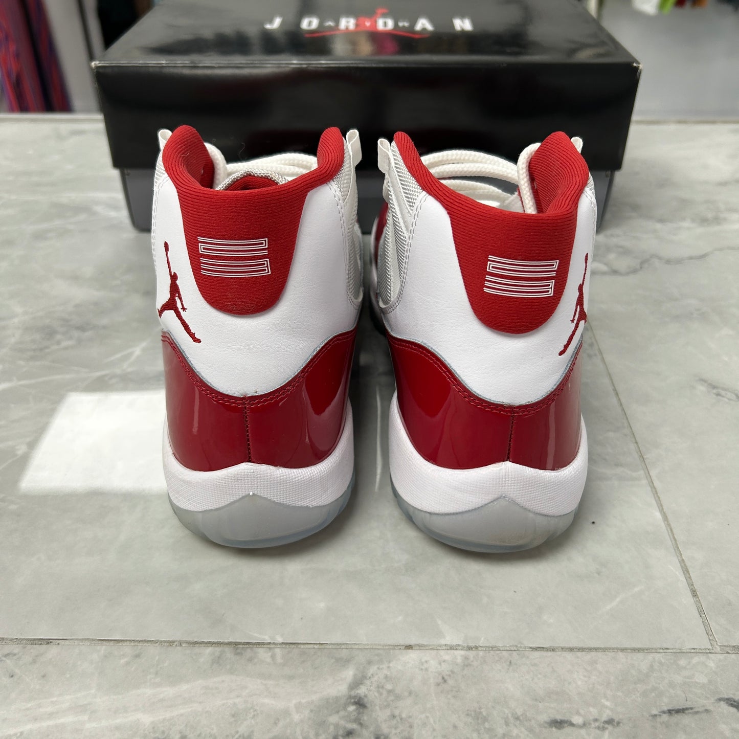 Jordan 11 Retro Cherry (2022) (USED)