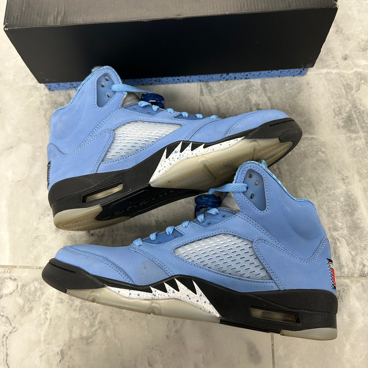 Jordan 5 Retro UNC University Blue (USED)