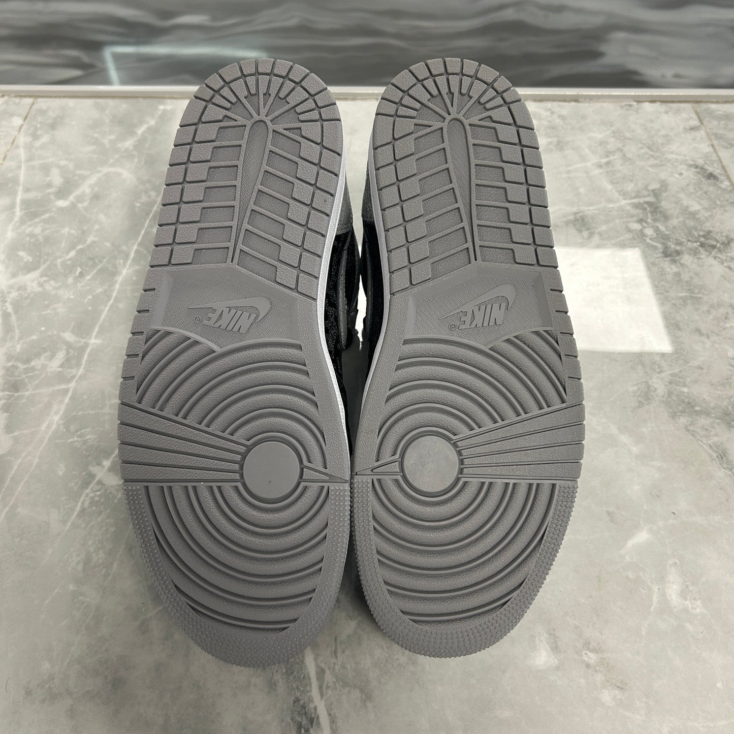 Jordan 1 Retro High OG Rebellionaire (USED NO BOX)