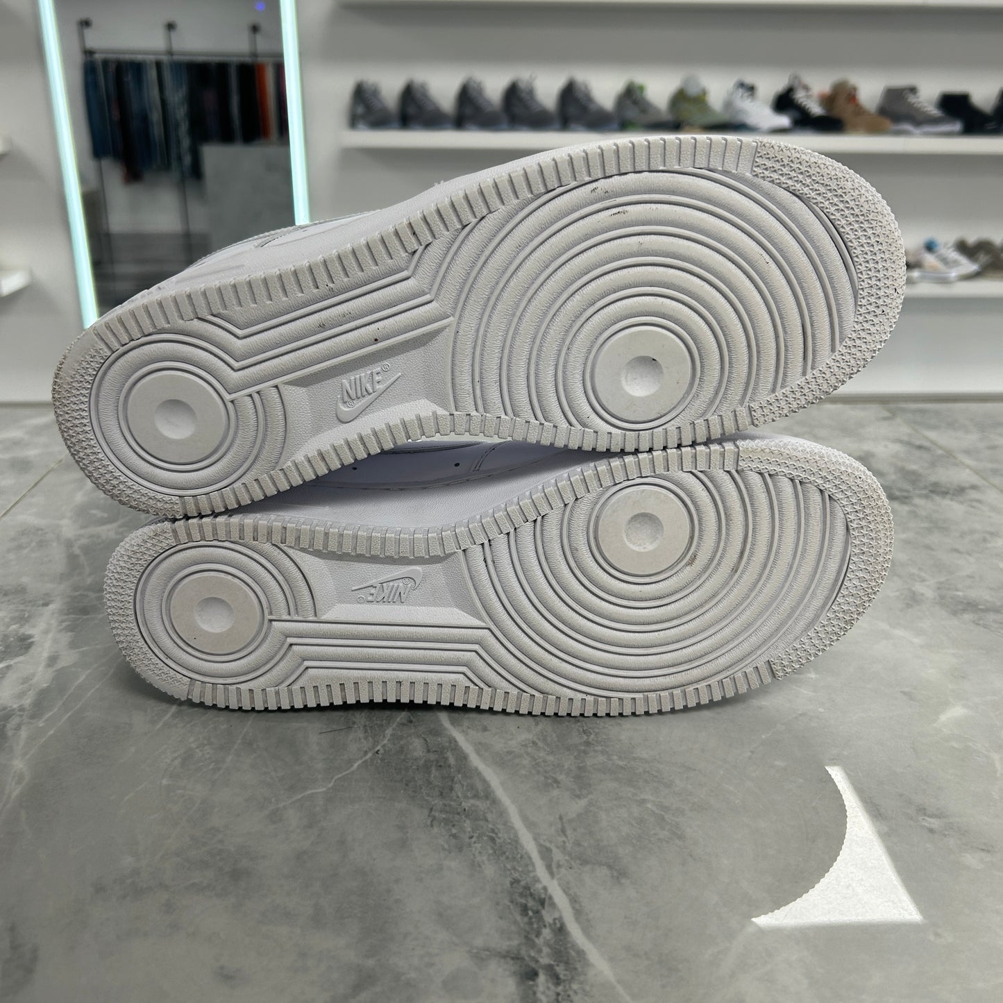 Nike Air Force 1 Low Supreme White (USED NO BOX)