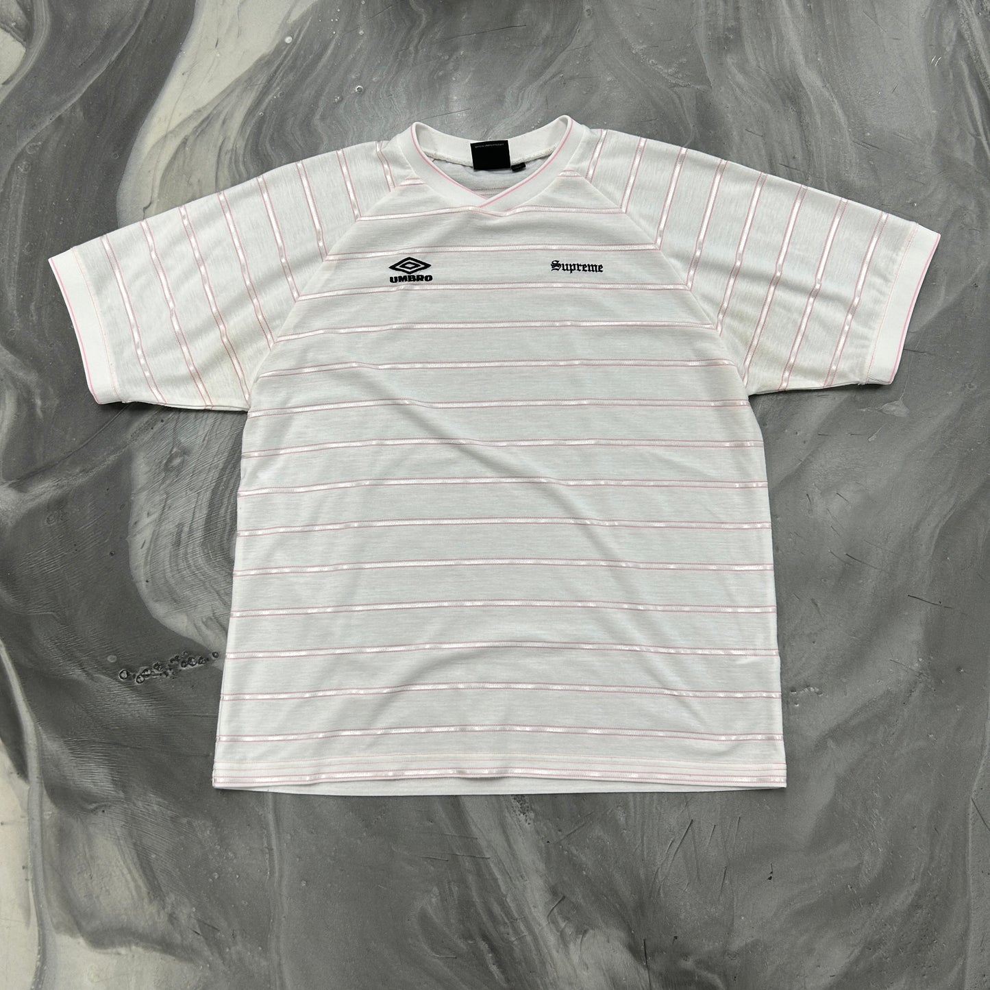 Supreme x Umbro Stripe Soccer
Jersey 'White'