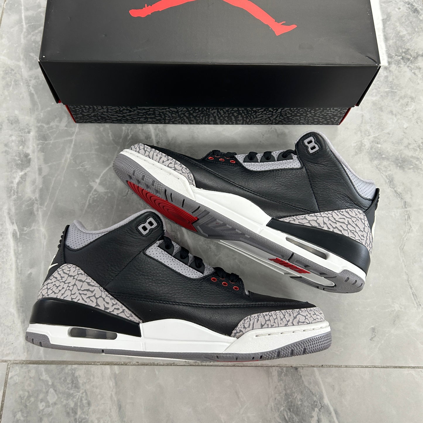 Air Jordan 3 Retro OG 'Black
Cement' 2024 (USED)