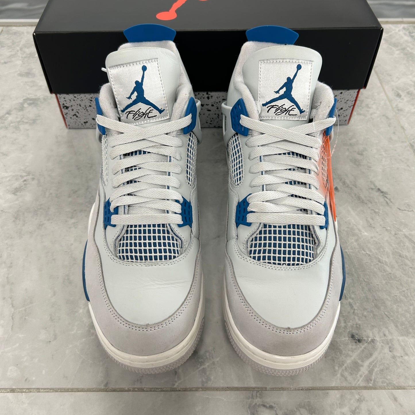 Air Jordan 4 Retro Military Blue
2024 (Used)