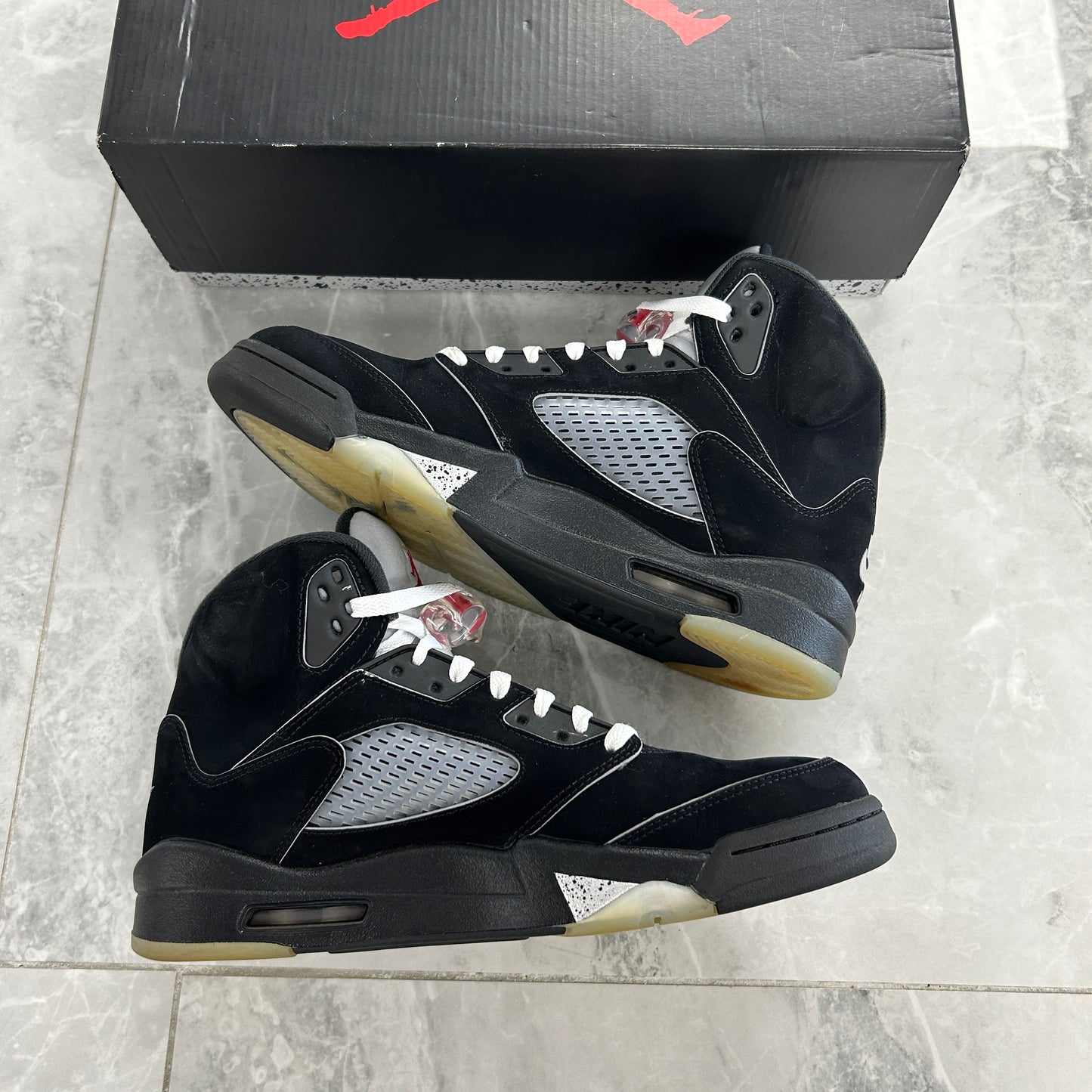 Air Jordan 5 Retro OG Black
Metallic Reimagined (USED)