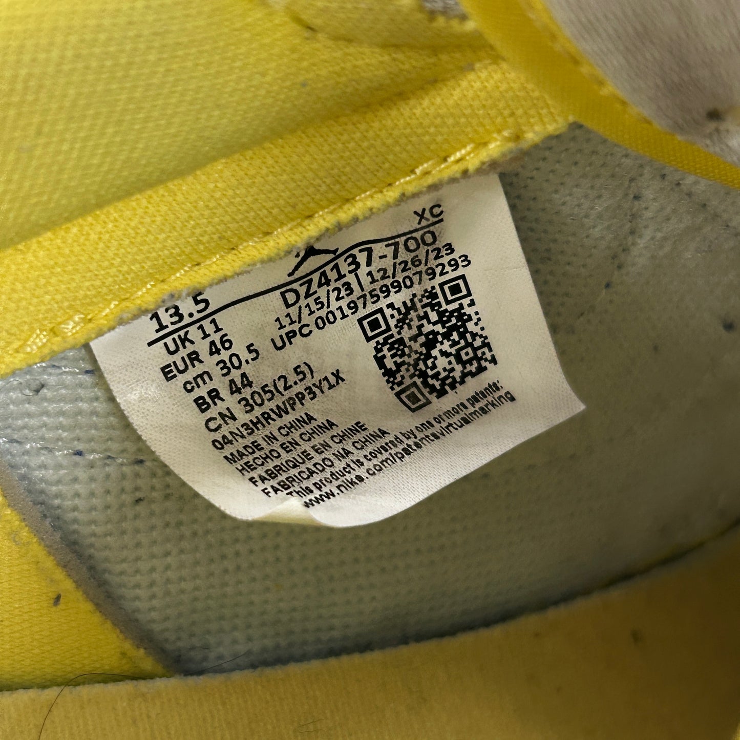 Air Jordan 1 Retro Low OG SP Travis Scott Canary (Used)