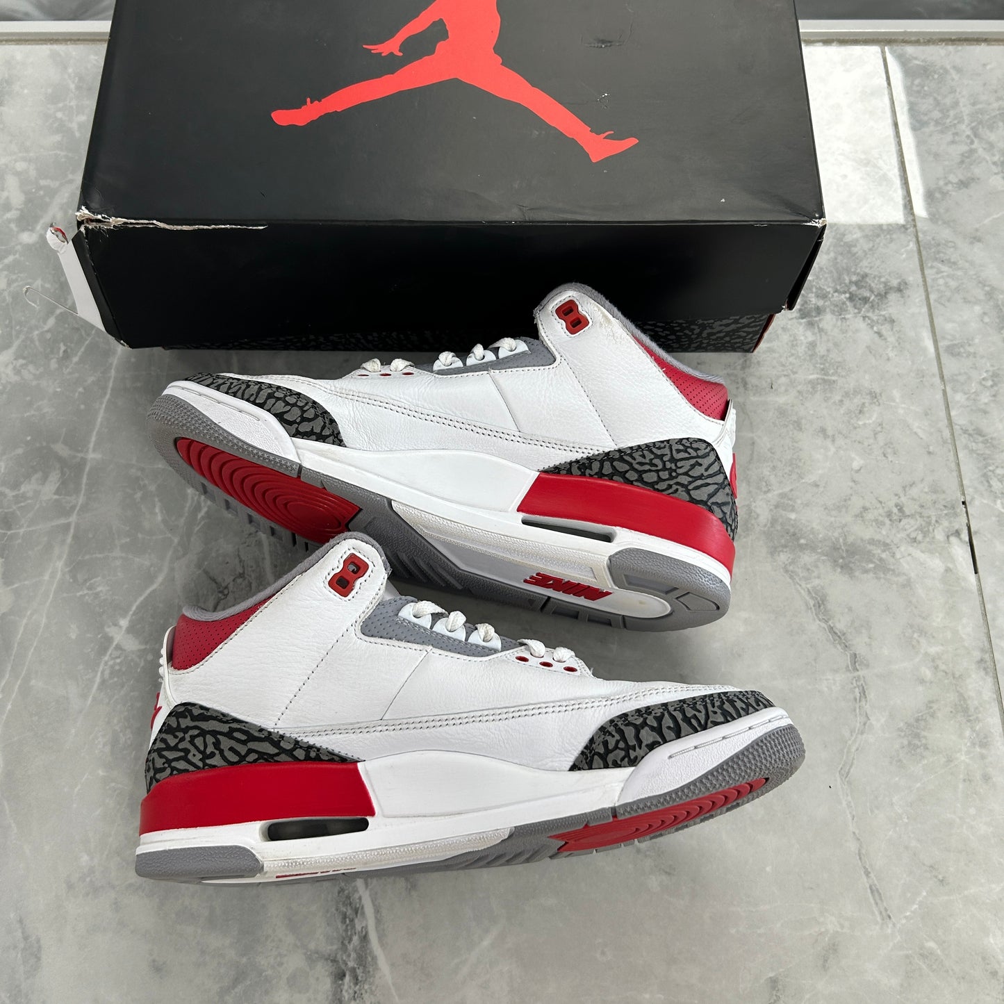 Air Jordan 3 Retro Fire Red 2022 (USED)
