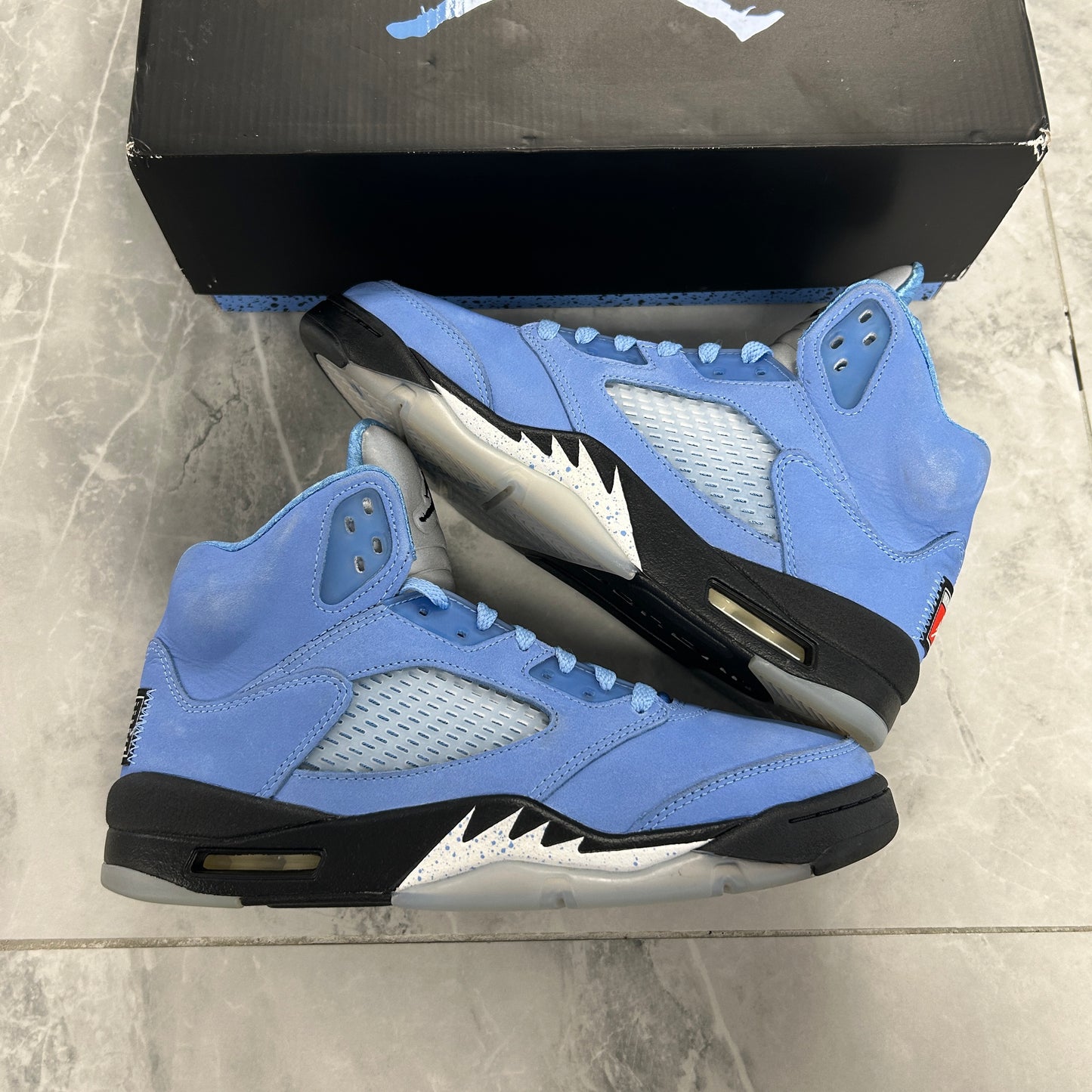 Air Jordan 5 Retro SE UNC (USED)