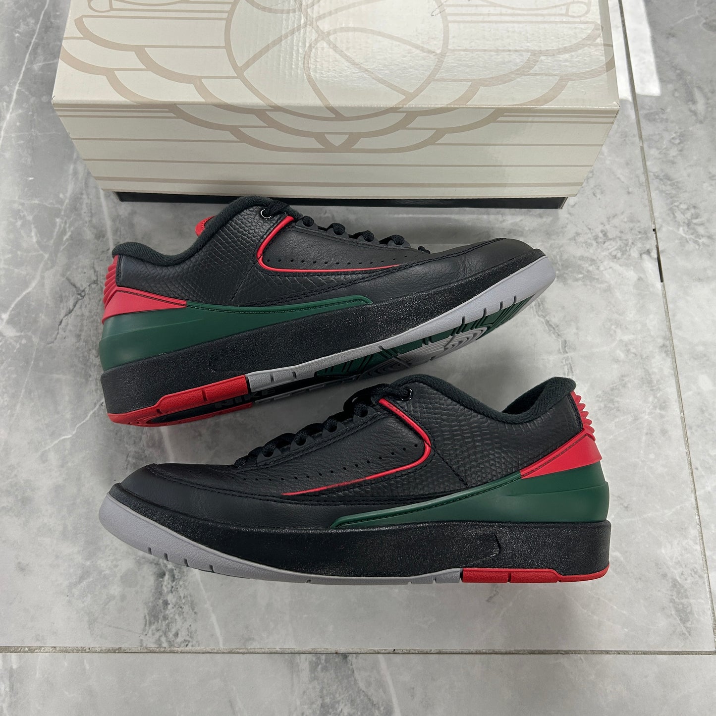 Jordan 2 Retro Low Christmas (Used)